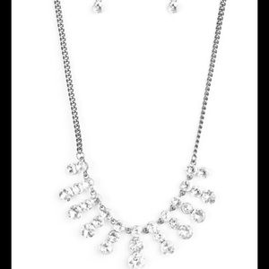 Paparazzi Celebrity Couture Black Necklace Set